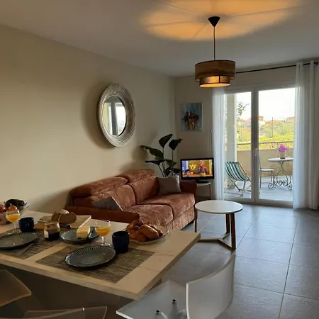 Le Reve Bleu بيت للعطل كولِيورْ